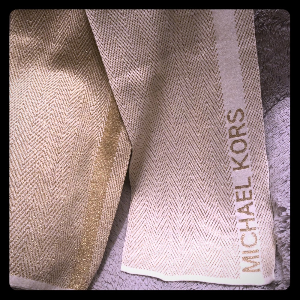 Micheal Kors Gold and off white scarf